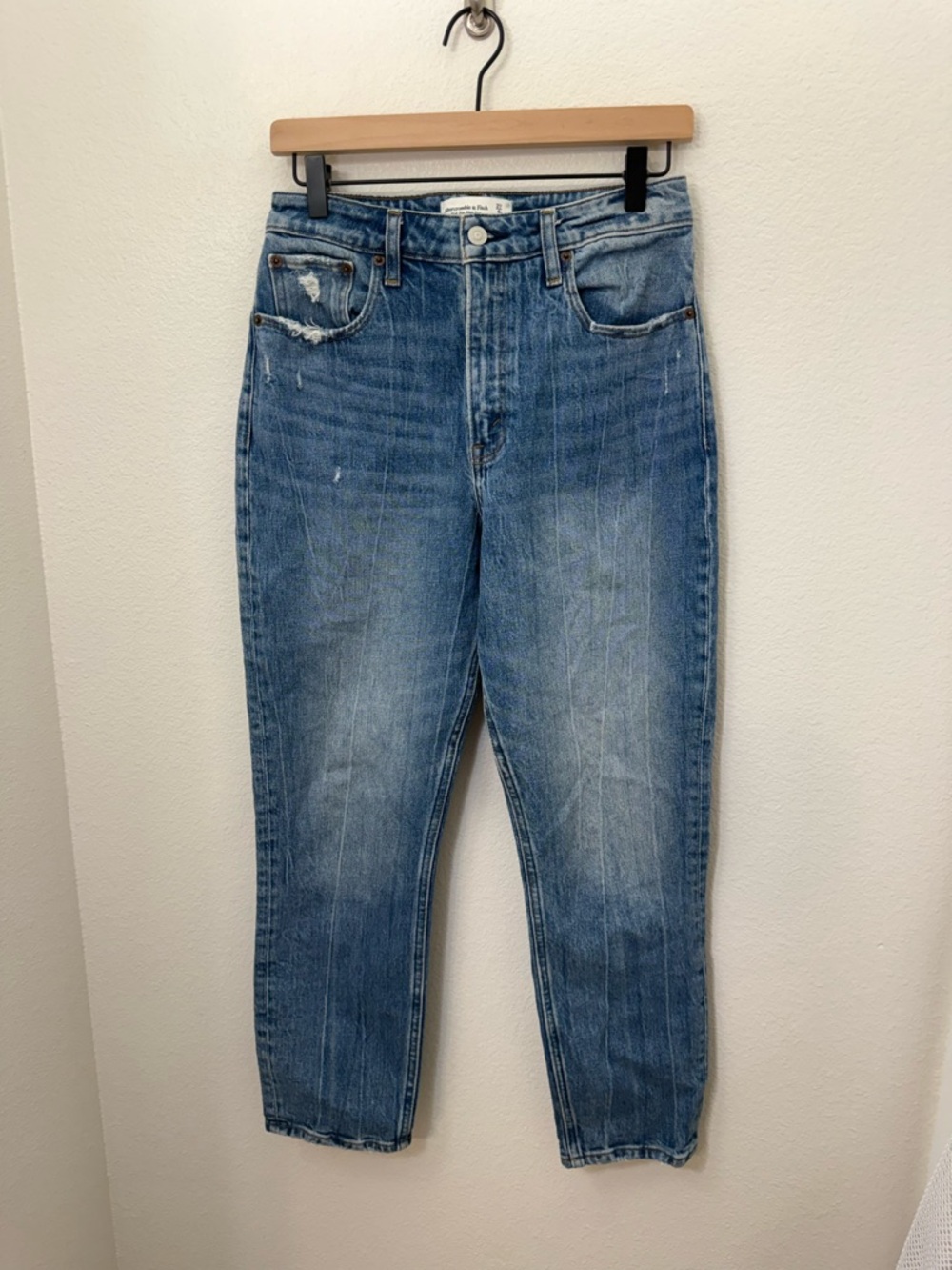 Abercrombie & Fitch Curve Love High Rise Mom Jeans Blue 27 - Picture 3 of 10